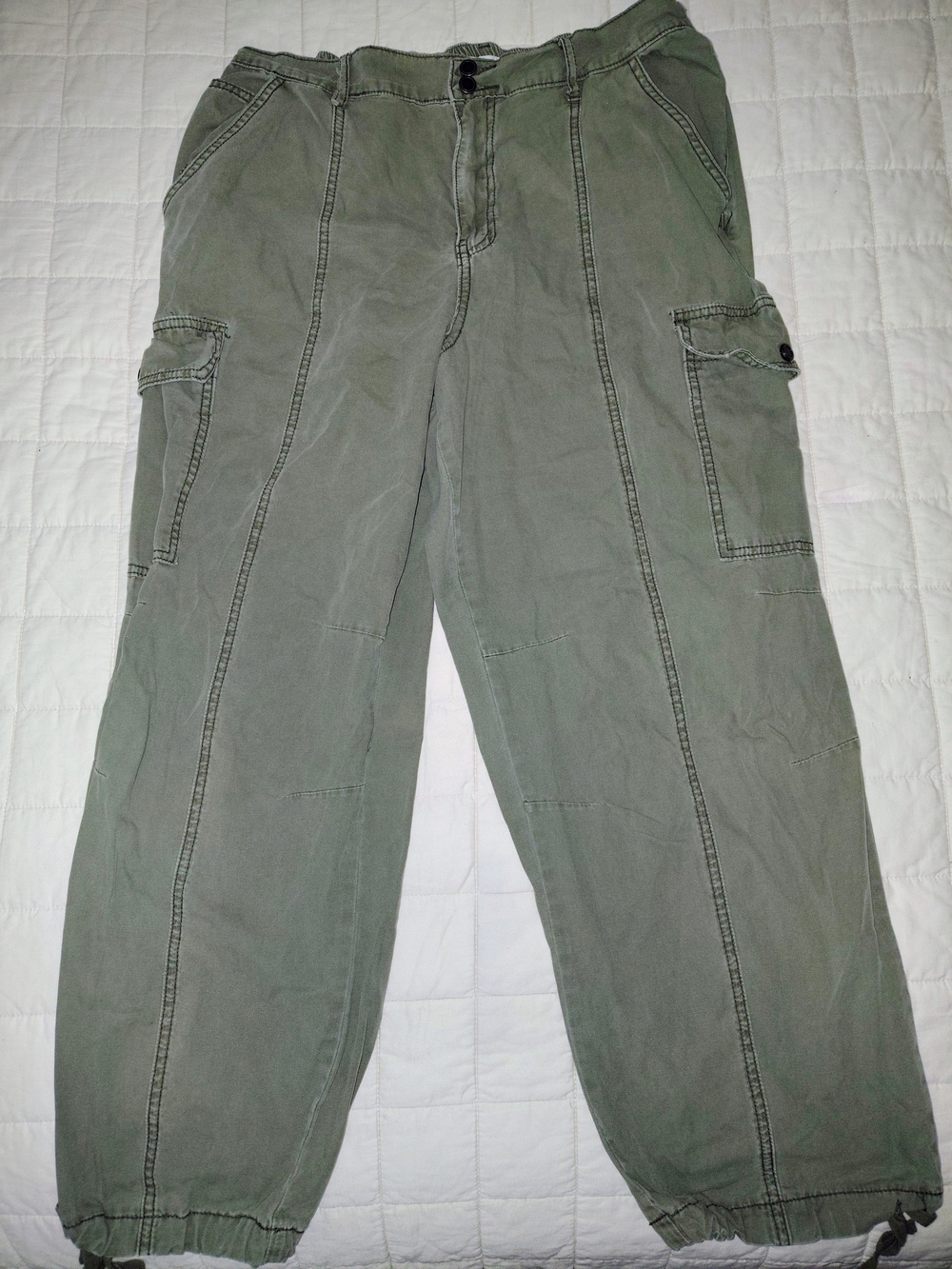 Westbound Olive Green Utility Cargo Pants Womens Size 16S Short Drawstring Ankle